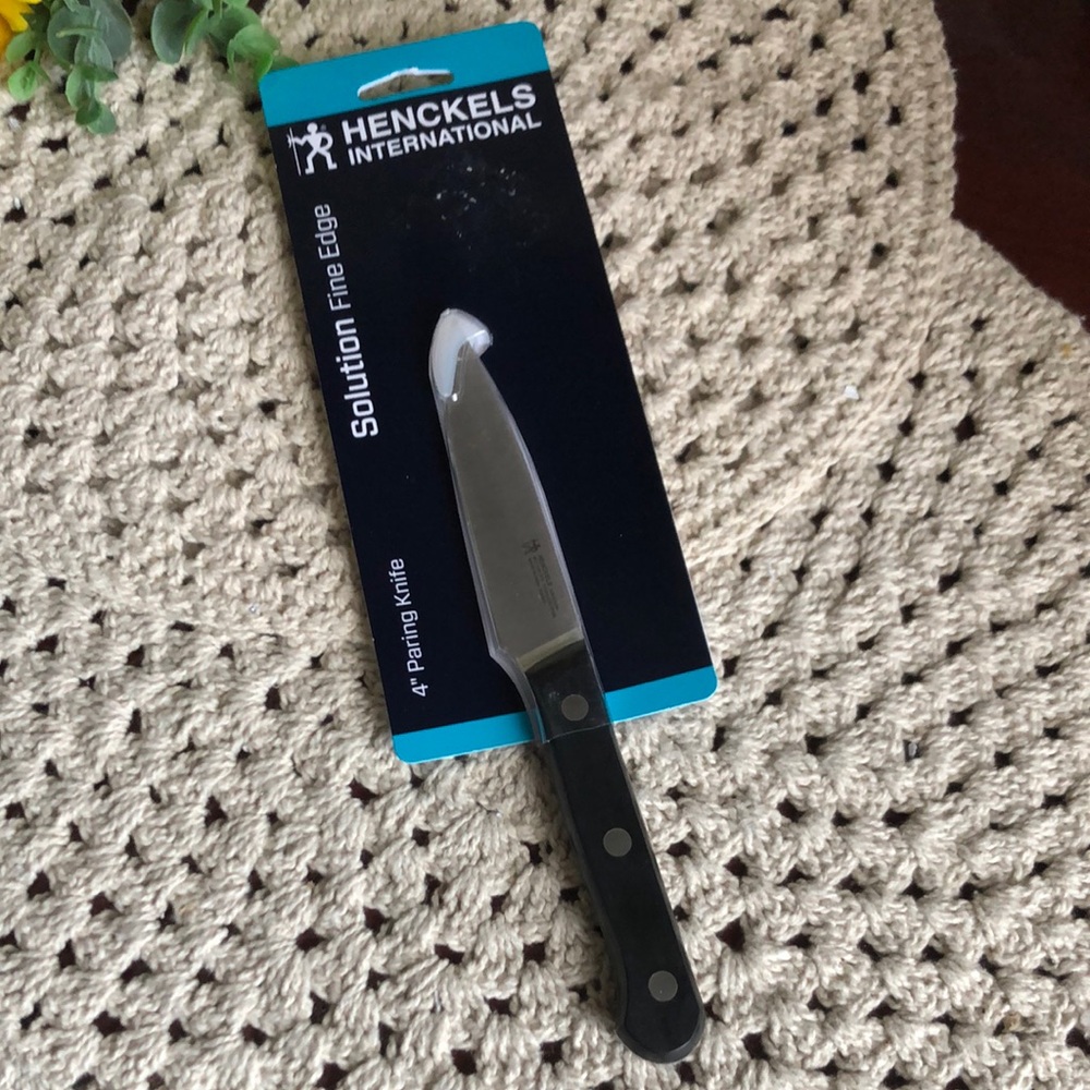 Henckels Solution Fine Edge 4" Paring Knife - Black Handle